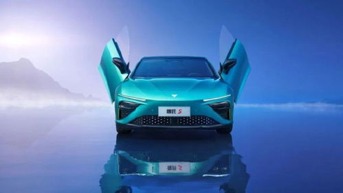 哪吒汽车40多万车主的困境：断网、维权与售后无门