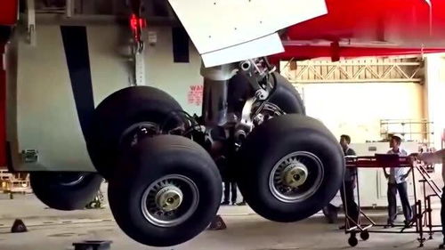 波音787客机首次坠毁！黑匣子已找到，起落架系统或成关键原因？