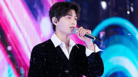 丁禹兮亮相全棉时代发布会，代言背后藏着什么品牌密码？