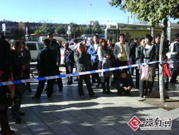 警察在现场拉起警戒线