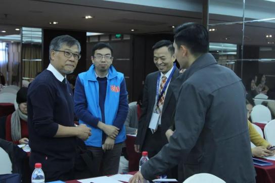 伊朗军方紧急会议