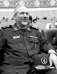 伊朗革命卫队总司令突遭袭击身亡，中东局势再添变数？