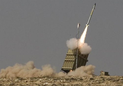 以色列铁穹导弹防御系统发射瞬间