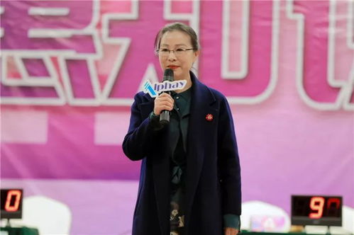 陈墨老师认真点评选手表现