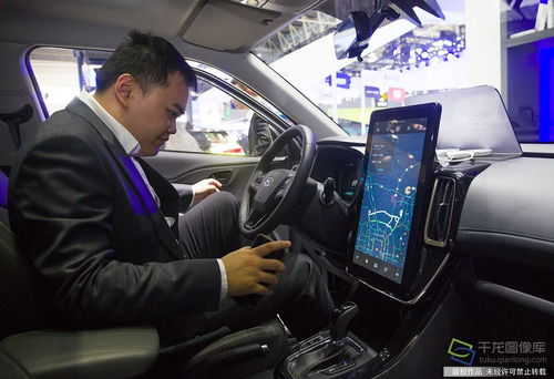 车内智能交互系统对比图