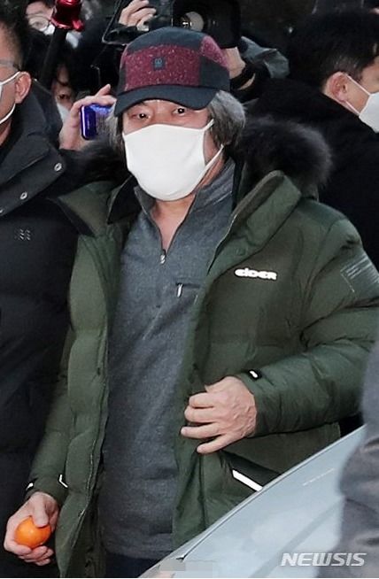 赵斗淳被带走现场