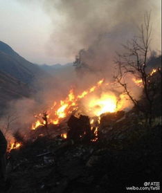 印坠机幸存者：起飞30秒一声巨响，生死一线间的惊魂时刻