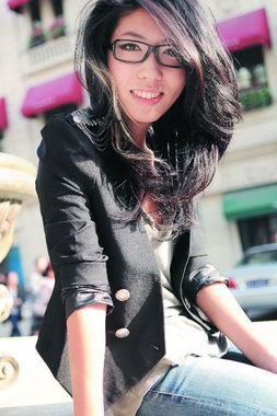 曲婉婷早年演出照片