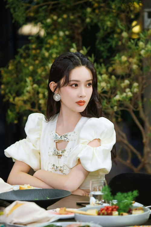 孟子义大大方方聊生理期：从霸凌阴影到自我疗愈，她如何活出真实自我？