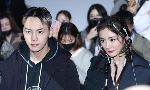 杨幂挽刘德华现身街头，林萧上身引热议？