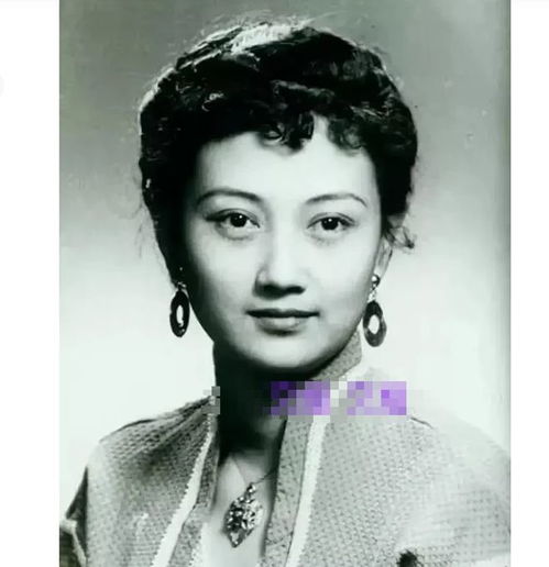 盛海琳年轻时的照片