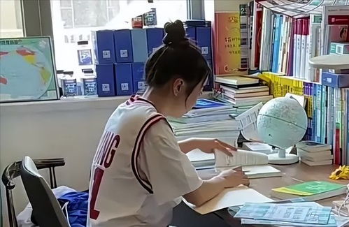 四六级考试有哪些小技巧？我的亲身经验分享，轻松突破瓶颈！