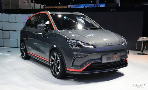 泰国街头停售的哪吒电动车