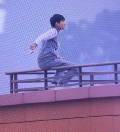 剧组回应媒体采访的照片