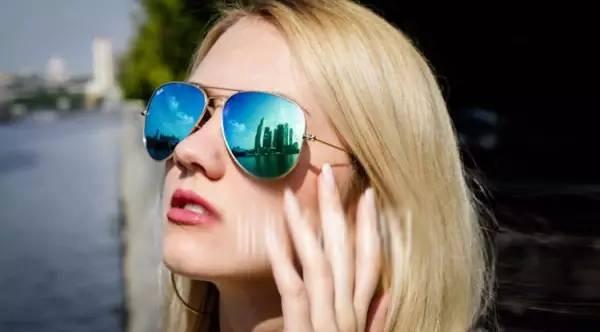 Labubu职场表情包