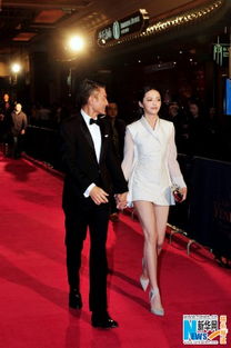 杨幂红毯挽手刘德华引热议，回应‘三亿对赌’传闻：江湖传言而已