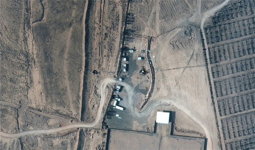 美军空袭也门地区卫星图