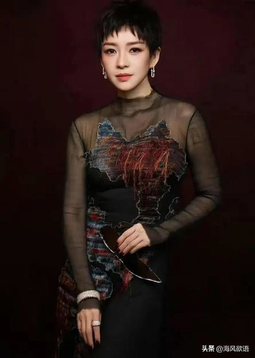 章子怡亮相上影节造型惊艳，赵丽颖缺席红毯引猜测