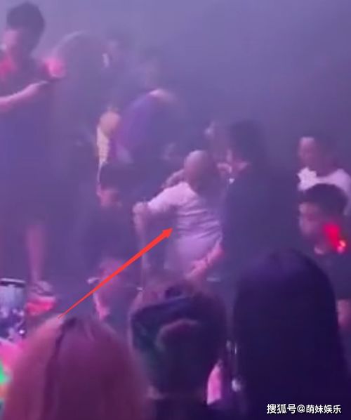 6岁萌娃用30多只Labubu反宠老爸，父女日常萌翻全网