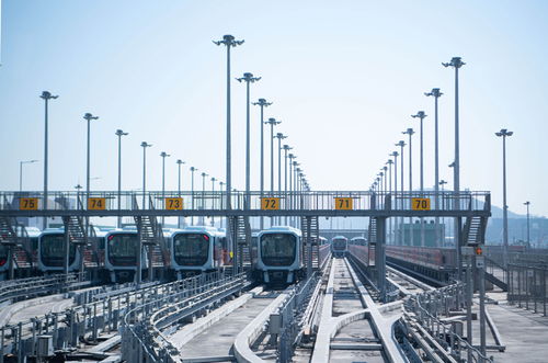 中亚轻轨首列通车仪式现场