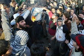 伊朗民众抗议以色列袭击