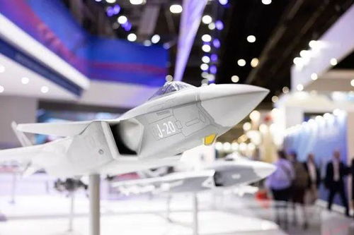 巴黎航展上的歼-10CE和阵风战机