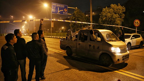 沈阳公交事故救援现场