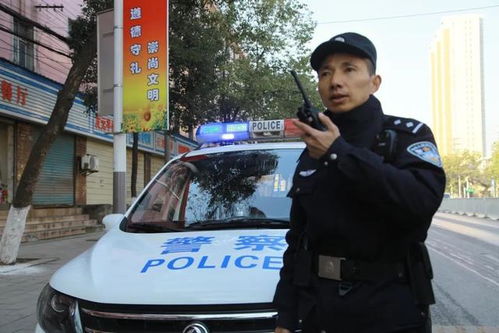 武汉交警蒋仲超被醉驾冲卡车辆顶行600米重伤，网友泪目：英雄不该这样倒下