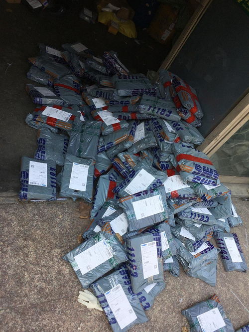 山东8岁小孩偷花1万多买26箱荔枝，父亲称“妃子笑是高端品种”货不对板？律师解析引热议