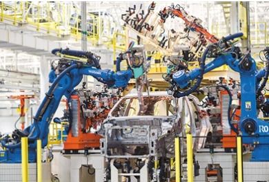 工厂生产线运转繁忙