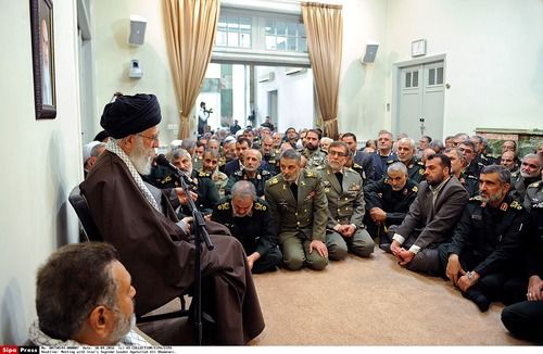 伊朗军方高层合影照片