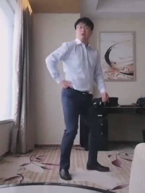 上海“大叔男团”火了，人均高学历背后的故事你绝对想不到