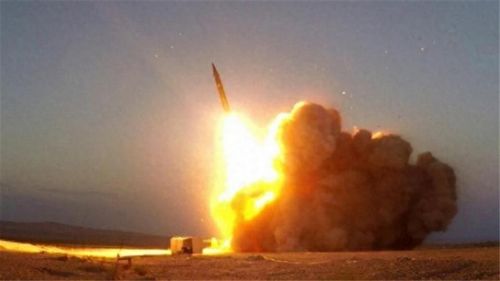 防空导弹发射后俯冲城区 路人惊呼：我在现场看到的震撼一幕