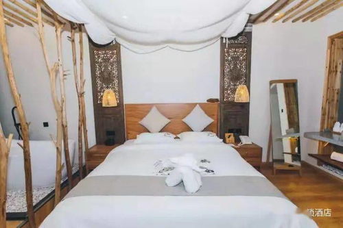 民宿内简洁温馨的日式房间布置