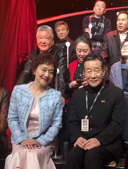 这个长相的都爆红了？黄梅莹为何能成为娱乐圈的一匹黑马