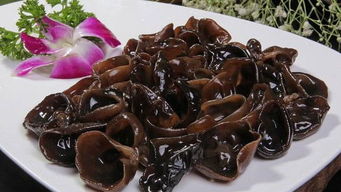 泡发过久的白木耳