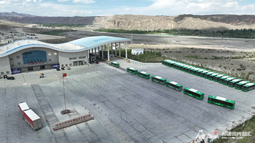 中吉合作修建公路现场图