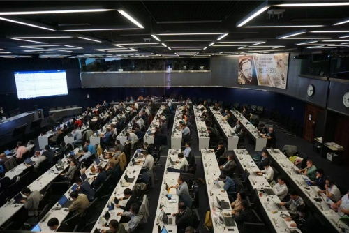 腾讯公司内部反腐会议现场