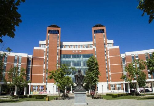 大连海事大学宿舍不装空调？学生吐槽寒冬难熬，校方回应引争议！