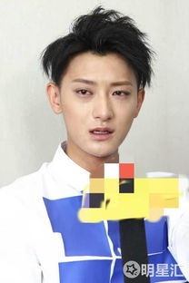 黄子韬微笑面对镜头沉默回应质疑