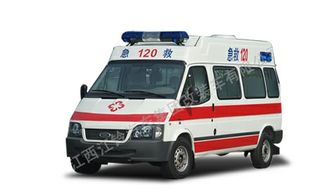 一张关于救护车收费的讨论截图