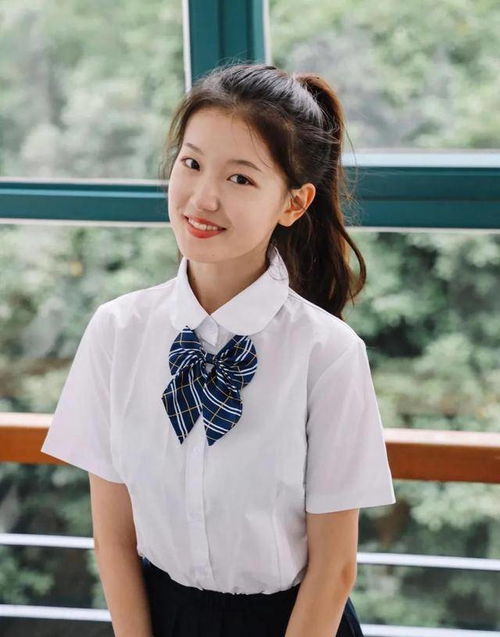 孟羽童创业初期工作照