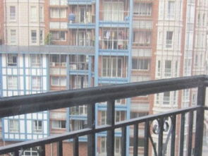 电梯内部环境图片