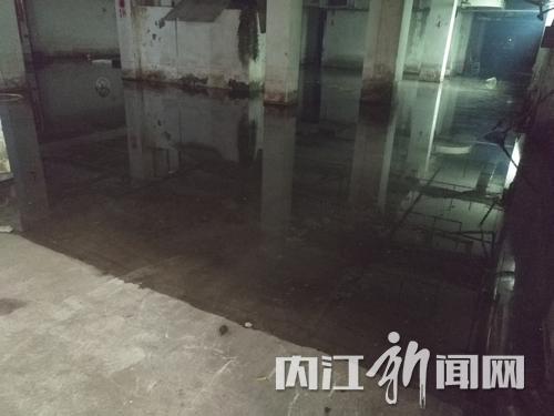 地下车库积水严重