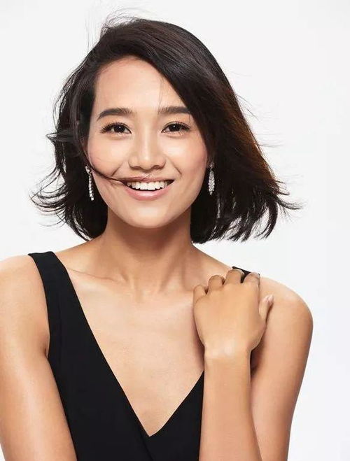 朱丹口误风波再起：道歉背后的坚持与成长