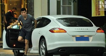 张继科拥有多辆豪车