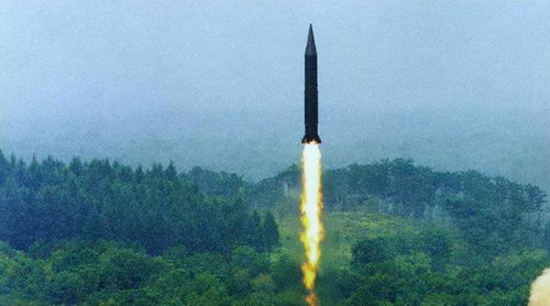 伊朗称绝不投降 美称攻击计划已获批：战火边缘的中东博弈