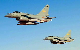 歼-10C战机编队飞行