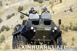 伊拉克武装人员在边境巡逻