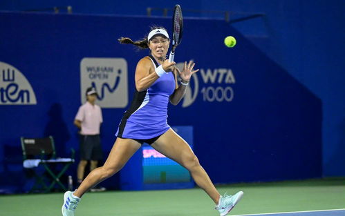 王欣瑜专注比赛